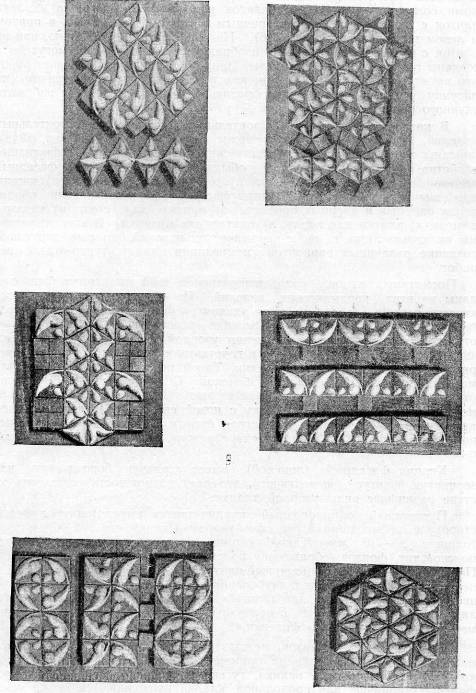 Фото построение различных вариантов орнамента из керамических, плиток с одинаковым рисунком.