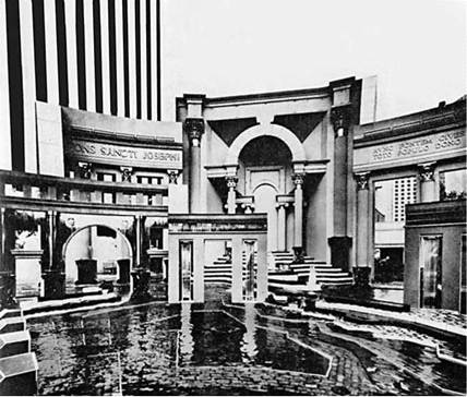 Фото фонтана на площади Италии. Нью - Орлеан. США. Архитектор Г. Мур
